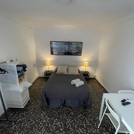 Alojamiento En El Centro De Toledo Apartman Kültér fotó