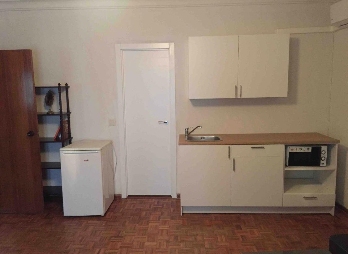 Alojamiento En El Centro De Toledo Apartman Kültér fotó